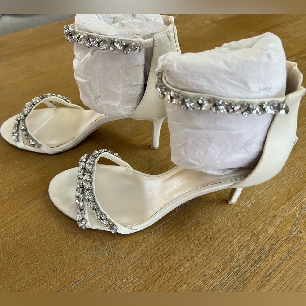 Wedding Heels! Extremely Comfortable - image 3